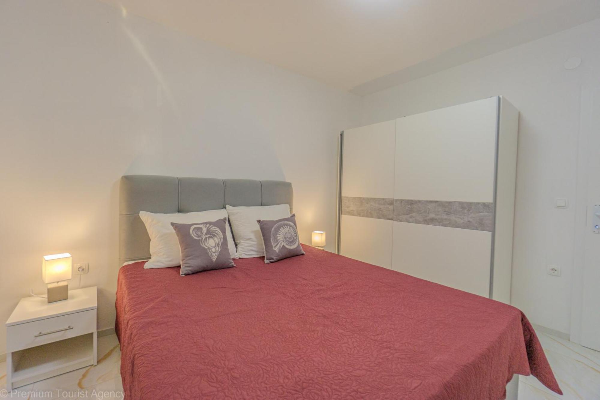 Ivica Super Comfortable, Newly Furnished Apartment In A Top Location เมทายนา ภายนอก รูปภาพ